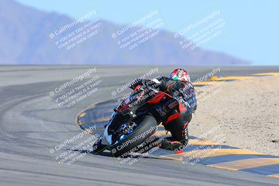 media/Oct-19-2024-CVMA (Sat) [[7df39c5a0d]]/Race 8- Formula 40 MW and LW/